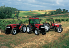 4WD traktori Case IH PJN 75