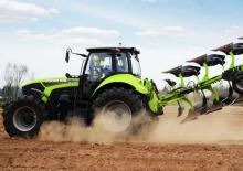 4WD traktori Zoomlion PL2304