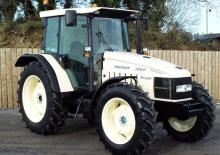 4WD traktori Lamborghini Premium 1060