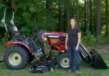 4WD traktori Yanmar SA221 Q