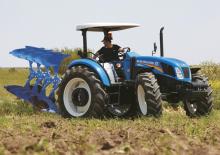 4WD traktori New Holland TD5.90
