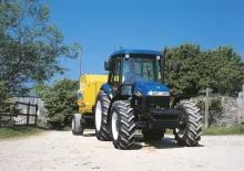 4WD traktori New Holland TD95Plus