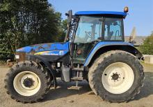 4WD traktori New Holland TM 140 (350)