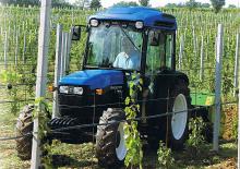 4WD traktori New Holland TN 95 F DT (100)