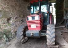 4WD traktori UTB Universal U 533 V