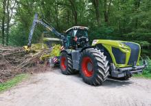4WD traktori Claas Xerion 4000 Saddle Trac