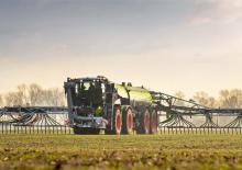 4WD traktori Claas Xerion 4200 Saddle Trac 