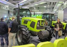 4WD traktori Zoomlion ZS1354