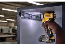 Akumulatorski udarni izvijači i ključevi DEWALT DCF809C2
