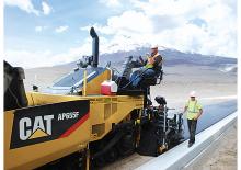 Asfaltni finišeri na gusjenicama Caterpillar AP655F