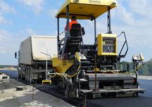 Asfaltni finišeri na gusjenicama Bomag BF 300 C-S 340-2