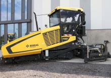 Asfaltni finišeri na gusjenicama Bomag BF 800 C 2 S 600