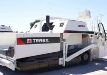 Asfaltni finišeri na gusjenicama Terex CR462
