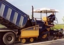 Asfaltni finišeri na kotačima Marini MF 571