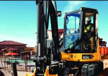 Bageri gusjeničari John Deere Construction 60G