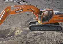 Bageri gusjeničari Doosan DX 225 N LC