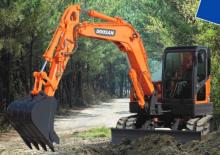 Bageri gusjeničari Doosan DX 80 R