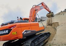 Bageri gusjeničari Doosan DX200A