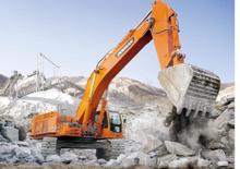 Bageri gusjeničari Doosan DX700LC