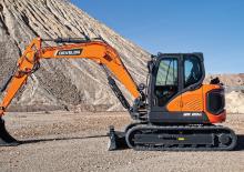 Bageri gusjeničari Develon DX89R-7