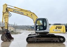 Bageri gusjeničari New Holland E215LC
