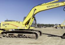 Bageri gusjeničari New Holland EC270