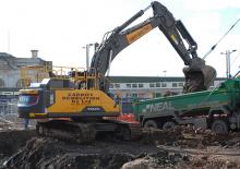 Bageri gusjeničari Volvo EC380ENL