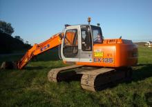 Bageri gusjeničari Fiat-Hitachi EX 135