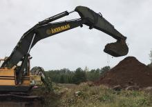 Bageri gusjeničari Akerman-Volvo H16B