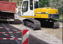 Bageri gusjeničari Liebherr R 313 Litronic