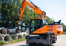Bageri na kotačima Develon DX140W-7 