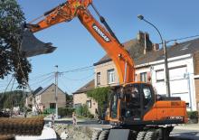 Bageri na kotačima Doosan DX190W