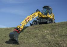 Bageri na kotačima Komatsu PW148-10