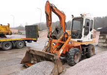 Bageri na kotačima Terex-Schaeff SMB 2041