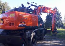 Bageri na kotačima Hitachi ZX140W-6
