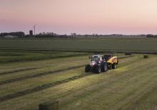Balirke za četvrtaste bale New Holland BB 890 RC
