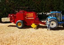 Balirke za četvrtaste bale New Holland BB 980