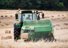 Samohodne kosilice za travnjake i vrtni traktori John Deere S160 