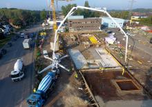 Betonske pumpe montirane na kamion SCHWING-Stetter S 47 SX III