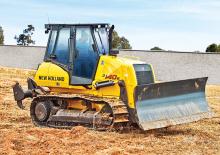 Buldožeri New Holland D140B