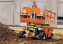 Dizalice na škare na kotačima JLG 260MRTA