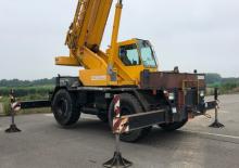 Dizalice za neravne terene Liebherr LTL 1025