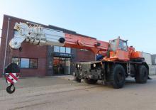 Dizalice za neravne terene Liebherr LTL 1050