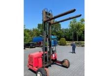 Dizelski viličari montirani na kamione Moffett M 2003 E - 4W