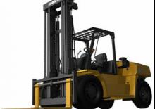 Dizelski viljuškari Komatsu FD100-8