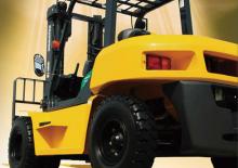 Dizelski viljuškari Komatsu FD60-10