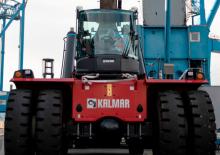 Dohvatni slagač Kalmar DRG450-65S6H