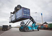 Dohvatni slagač Konecranes SMV 4545 CBX 5