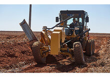 Grejderi Caterpillar 120LVR-14A AWD