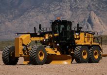 Grejderi Caterpillar 16M3